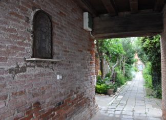 Capitello in Corte de Cà Mosto, alla Giudecca