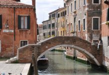 Ponte Ruga Vechia sul Rio de San Zan Degolà