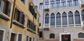 Fontana in Campo San Beneto, nel Sestiere di San Marco
