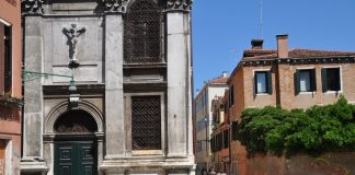 Cippo porta pennone di Piscina del Cristo