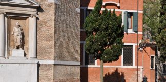 Fontana in Campo San Polo, nel Sestiere di San Polo