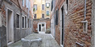 Pozzo in Corte de le Pizocare, nel Sestiere di San Marco