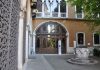 Pozzo nella corte del Palazzo Cavalli Franchetti, nel Sestiere di San Marco