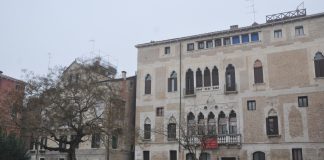 Pozzo in Campo Bandiera e Moro o de la Bragora (verso Salizada Sant’Antonin), nel Sestiere di Castello