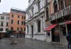 Pozzo in Campo San Fantin (verso Calle del Frutariol), nel Sestiere di San Marco