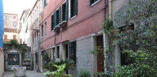 Pozzo in Corte Canal, nel Sestiere di Dorsoduro