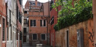 Pozzo in Corte de la Madona, nel Sestiere di Dorsoduro