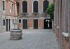 Pozzo in Corte Canal (verso Sotoportego Nerini), nel Sestiere di Santa Croce