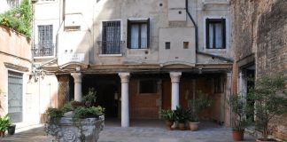Pozzo in Corte Petriana, nel Sestiere di San Polo
