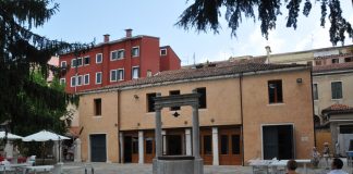 Pozzo nel Giardino Mistico in Ramo degli Scalzi, nel Sestiere di Cannaregio