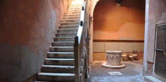 Pozzo nella corte interna del Palazzo Centani Museo Casa Goldoni, nel Sestiere di San Polo