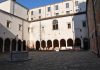 Pozzo nel primo chiostro del Monastero dei Crociferi, nel Sestiere di Cannaregio