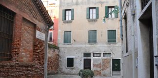 Pozzo in Corte Gheltof o Loredan, nel Sestiere di Cannaregio