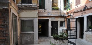 Pozzo in Corte de la Polvere, nel Sestiere di San Marco