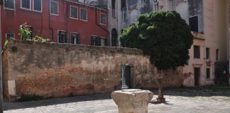Pozzo in Corte Erizzo, nel Sestiere di Cannaregio