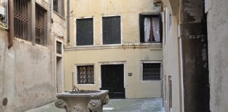 Pozzo in Corte Barbaro, nel Sestiere di San Marco