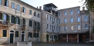 Pozzo in Campo San Simeon Grando, nel Sestiere di Santa Croce