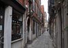 Capitello in Calle Longa, sopra l’ingresso del Sotoportego del Tagiapiera, nel Sestiere di Dorsoduro