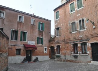 Capitello in Campiello Santa Maria de la Pazienza, nel Sestiere di Cannaregio