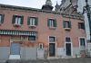 Capitello in Fondamenta Zattere ai Gesuati, nel Sestiere di Dorsoduro