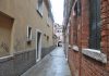 Capitello in Calle dei Guardiani, nel Sestiere di Dorsoduro