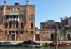 San Giovanni Bosco, statuetta di Fondamenta Coletti o Moro, nel Sestiere di San Marco