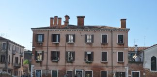 Capitello in Fondamenta San Giobbe, nel Sestiere di Cannaregio
