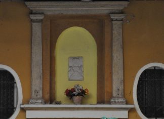 Capitello in Corte Amadi, nel Sestiere di Cannaregio