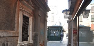 Capitello in Corte del Pegoloto, nel Sestiere di Cannaregio