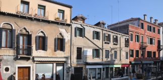 Capitello in Fondamenta dei Ormesini, nel Sestiere di Cannaregio