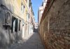 Capitello in Calle del Capitello, nel Sestiere di Cannaregio