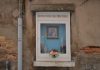La Madonna col Bambino, stampa nel tabernacolo (capitèło) in Rio Terà Barba Frutariol, nel Sestiere di Cannaregio