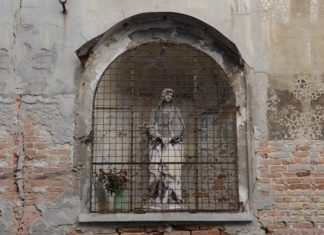 Capitello in Calle Stella, nel Sestiere di Cannaregio
