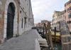 Capitello in Fondamenta dei Mendicanti, portone merci Ospedale Civile, nel Sestiere di Castello