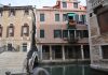 Capitello del Sotoportego Tetta, nel Sestiere di Castello