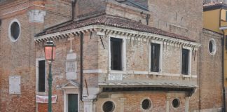 San Martino, rilievo di Campo San Martin, nel Sestiere di Castello