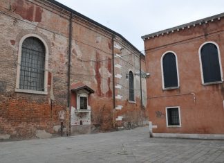 Capitello in Campo de la Tana, verso il Rio de l’Arsenal, nel Sestiere di Castello
