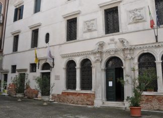 San Nicolò, rilievo di Campo dei Greci, nel Sestiere di Castello