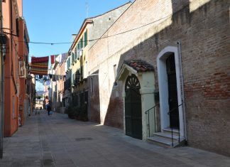 Capitello in Seco Marina, nel Sestiere di Castello