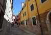 Capitello in Corte San Domenico, nel Sestiere di Castello