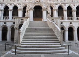 La Scala dei Giganti, Palazzo Ducale