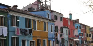 Capitello in Calle Piovanello a Burano