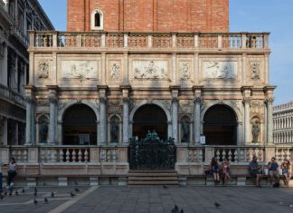 Loggetta e campanile