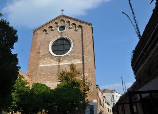 Oratorio del Volto Santo di Gesù Crocefisso dei Lucchesi