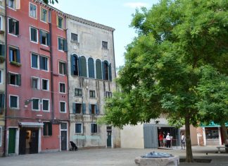 La Scuola (o Sinagoga) Grande Tedesca, in Ghetto Nuovo
