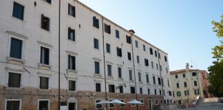 Scuola dei testori (tessitori) di panni di seta sotto l’invocazione di San Cristoforo