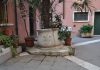 Pozzo in una corte privata di Calle Muazzo, nel Sestiere di Castello