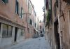 Calle Larga dei Proverbi ai Santi Apostoli, nel Sestiere di Cannaregio
