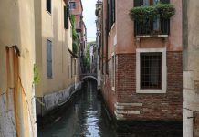Rio de Ca’ Tron, nel Sestiere di Santa Croce
