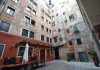Corte de l’Orso a San Bartolomeo, nel Sestiere di San Marco